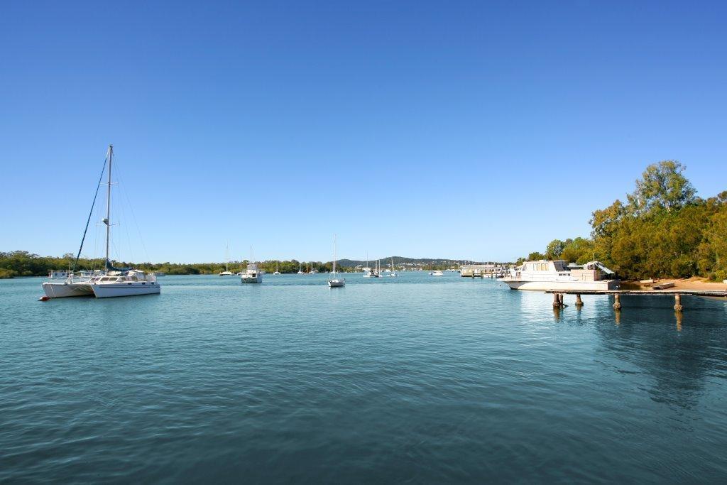 Aparthotel Regency Waterfront Noosa Noosaville Habitación foto